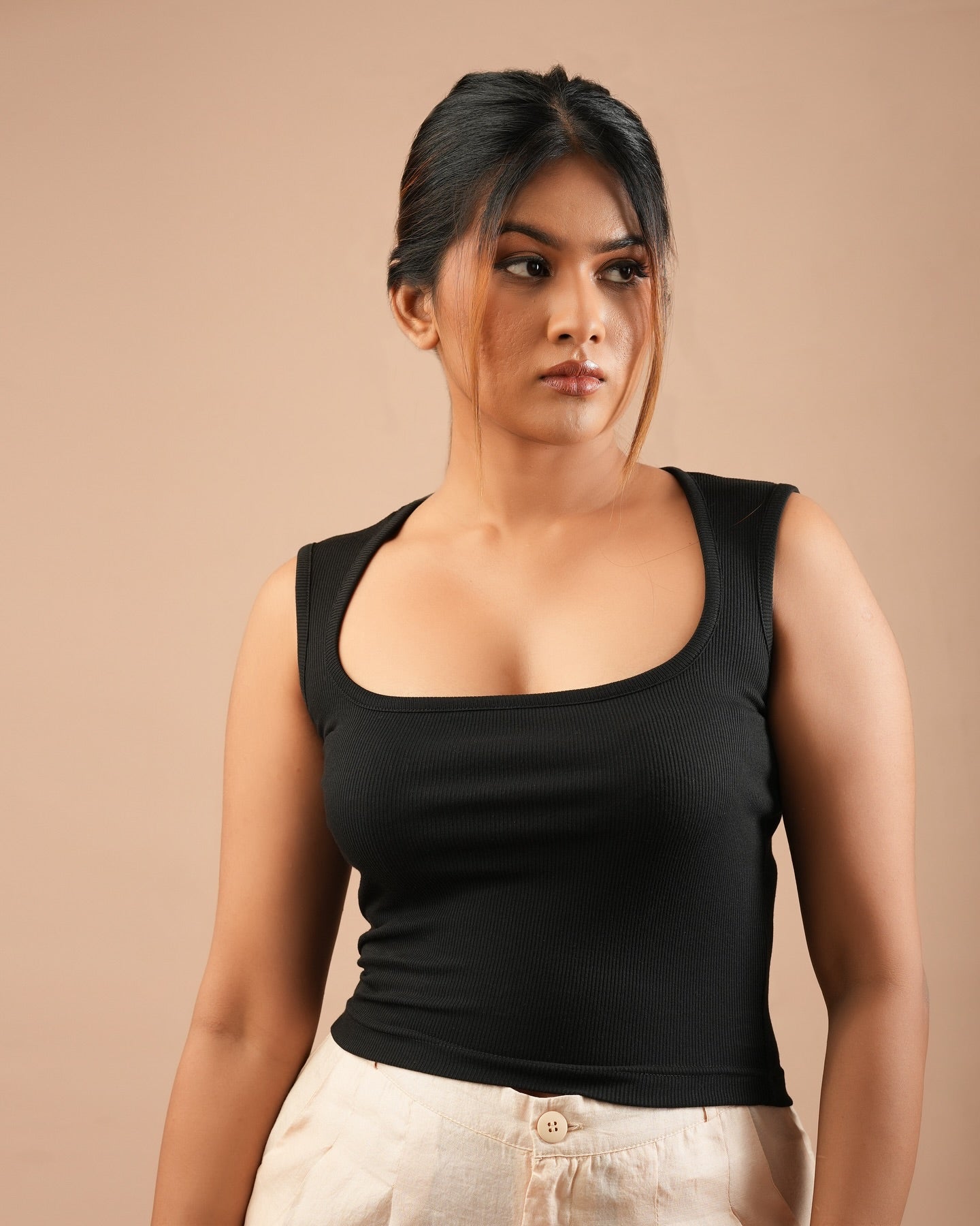 Serene Curve Neckline Top – Black