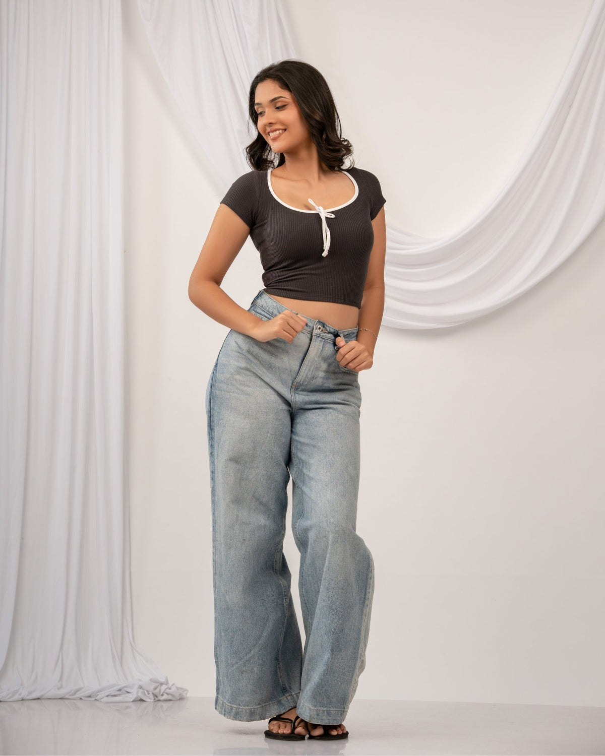 Neira Top - Charcoal Grey