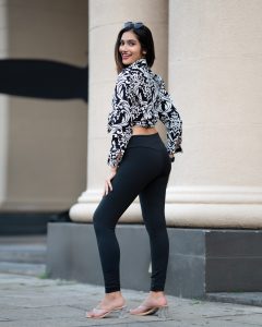 Laural Black Leggin