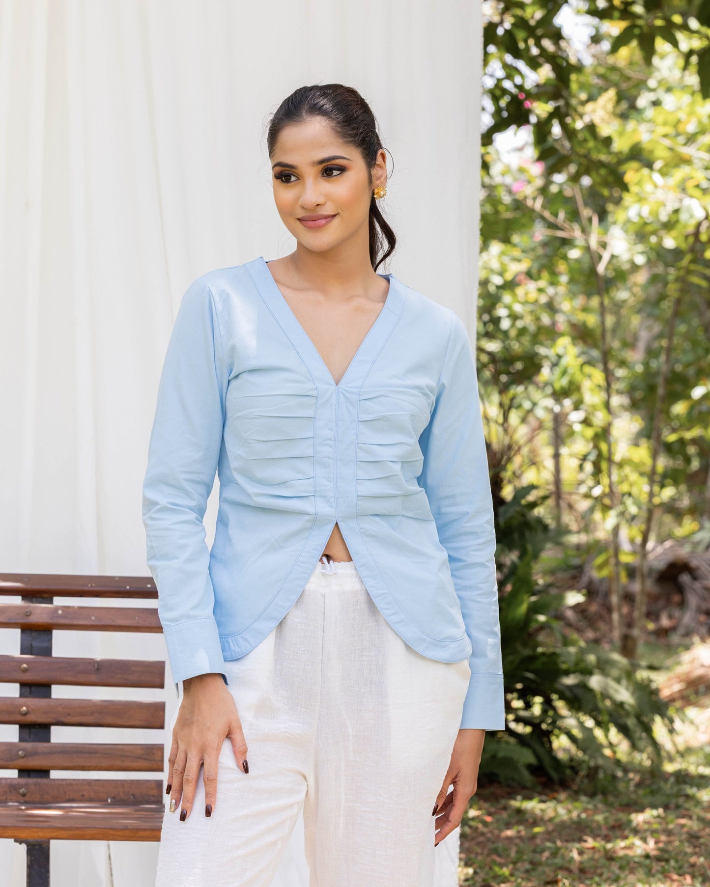 Amira – Light Blue