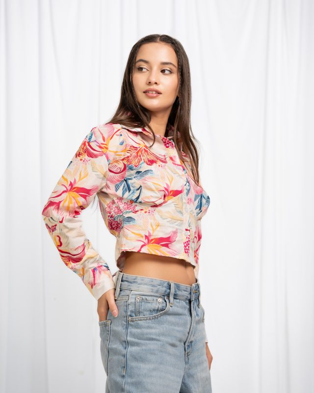 Isla Vibe Cropped Shirt