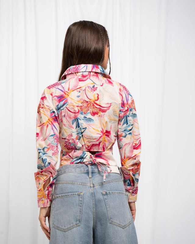 Isla Vibe Cropped Shirt