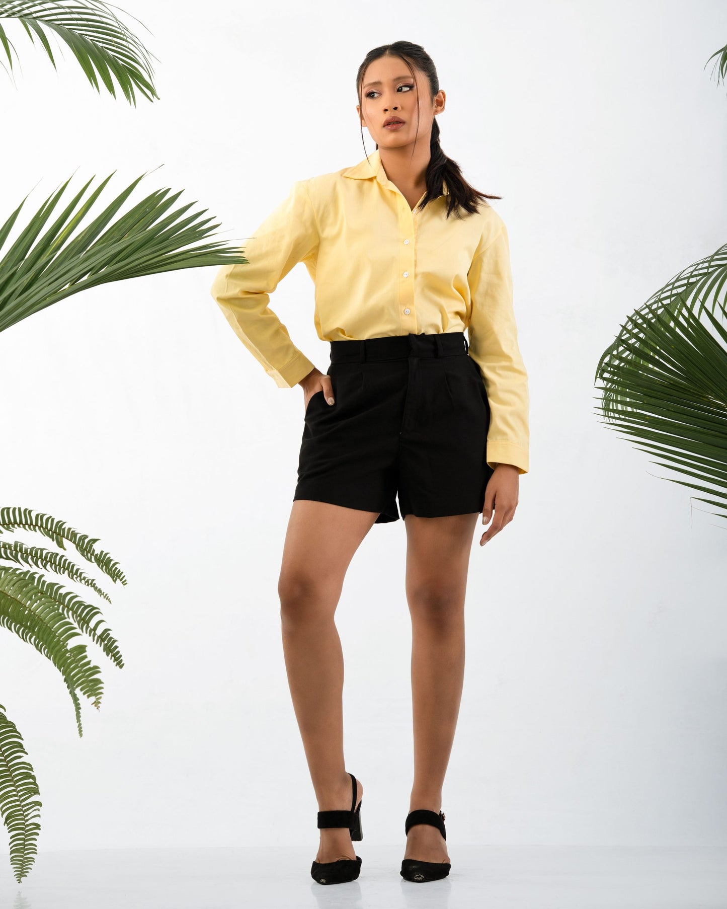 Basic Old Money Shorts – Black