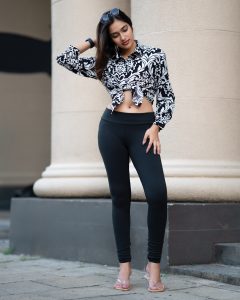 Laural Black Leggin