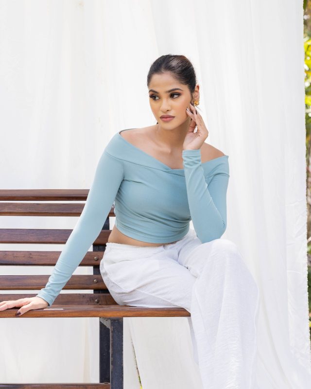 Ovy Off Shoulder Top